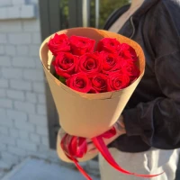 11 қызыл раушан гүл шоғы