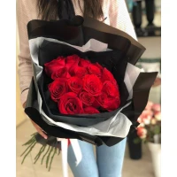 Bouquet of 31 red roses